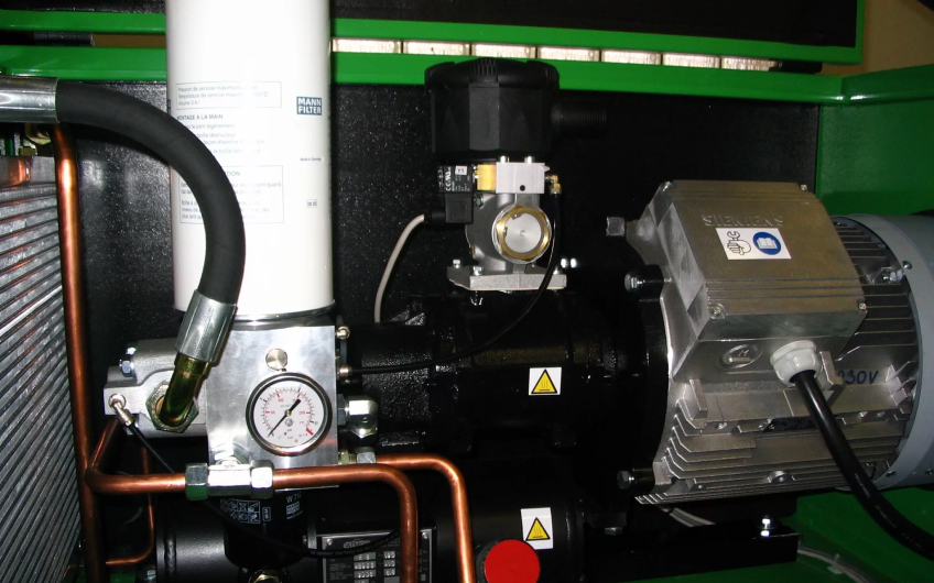 Винтовой компрессор: устройство, разновидности, преимущества, особенности эксплуатации