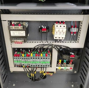 Винтовой компрессор IronMac IC 10/10 C IP 55